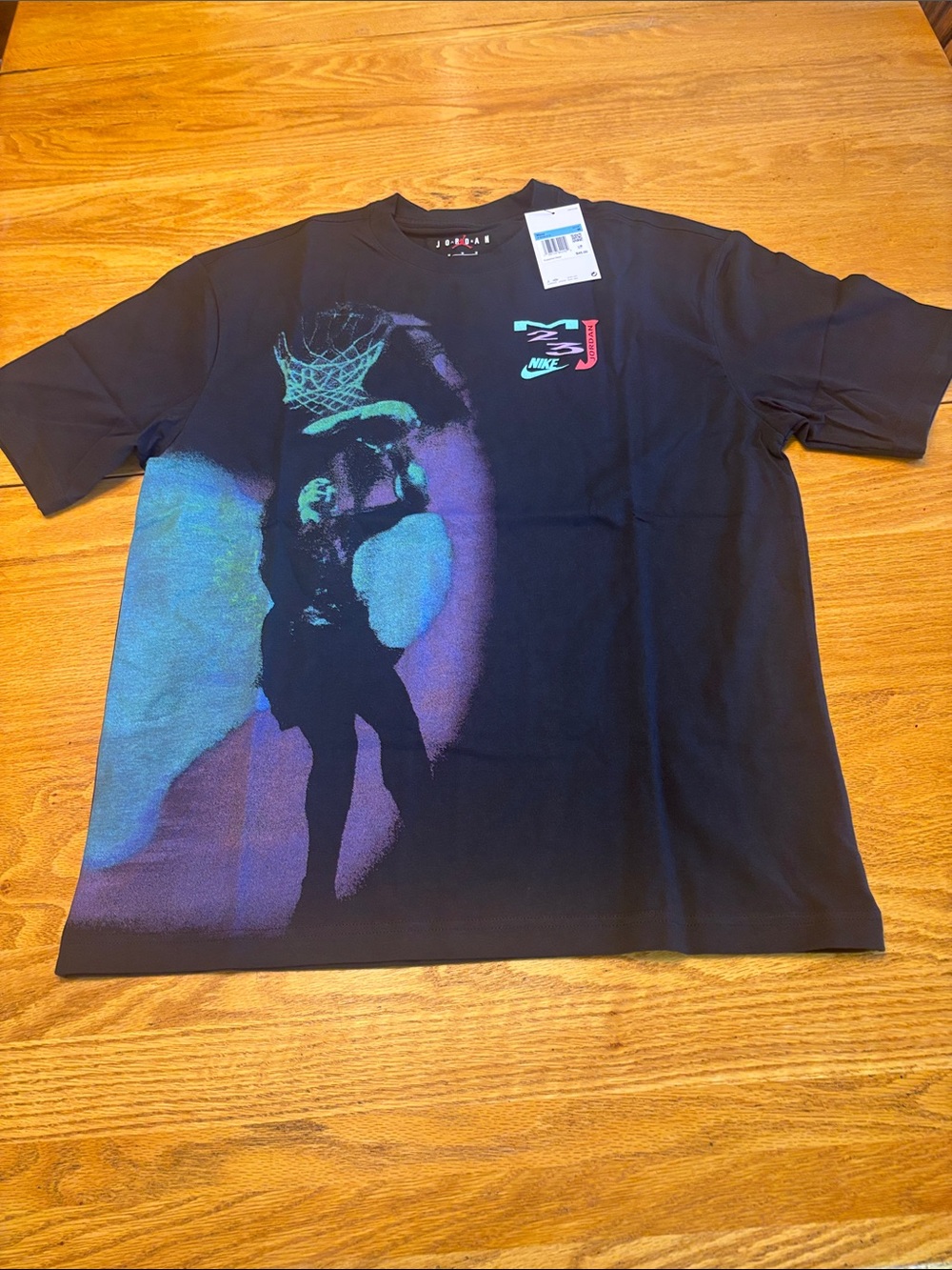 Nike Black Jordan T-Shirt with Purple & Teal Dunk Graphic NWT - Picture 4 of 9